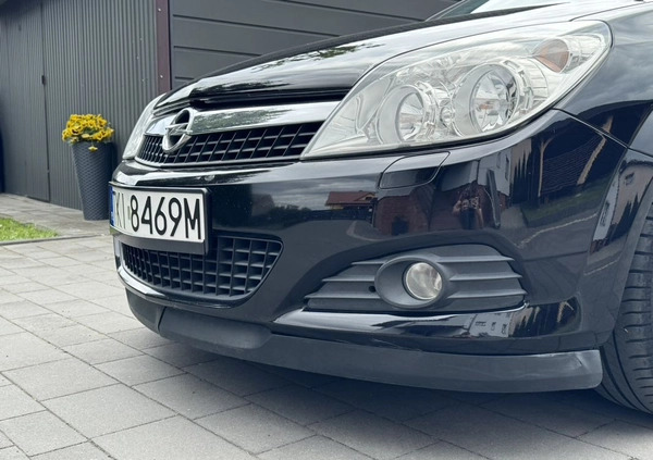 Opel Astra cena 14900 przebieg: 206000, rok produkcji 2008 z Kielce małe 497